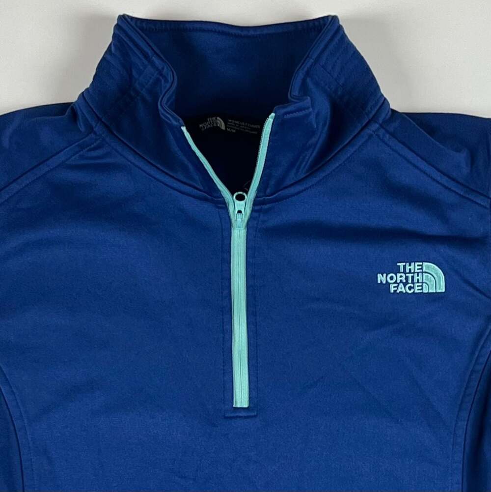 The North Face Women's Winter Warm Essential 1/4-Zip Pullover Size M